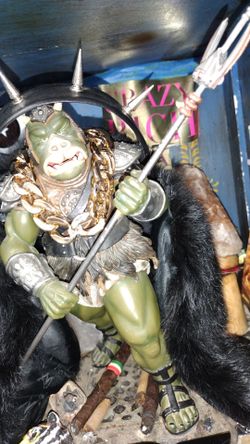 Star Wars monster (authentic)