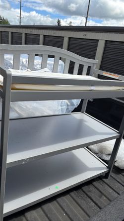 Baby changing table