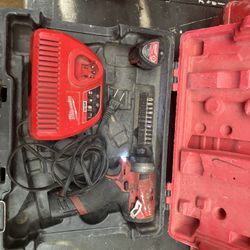 Milwaukee M12 Drill