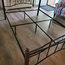 Full Size Metal Bed Frame