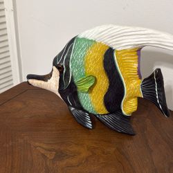 Hand-Carved Wooden Fish Sculpture – Coastal Decor