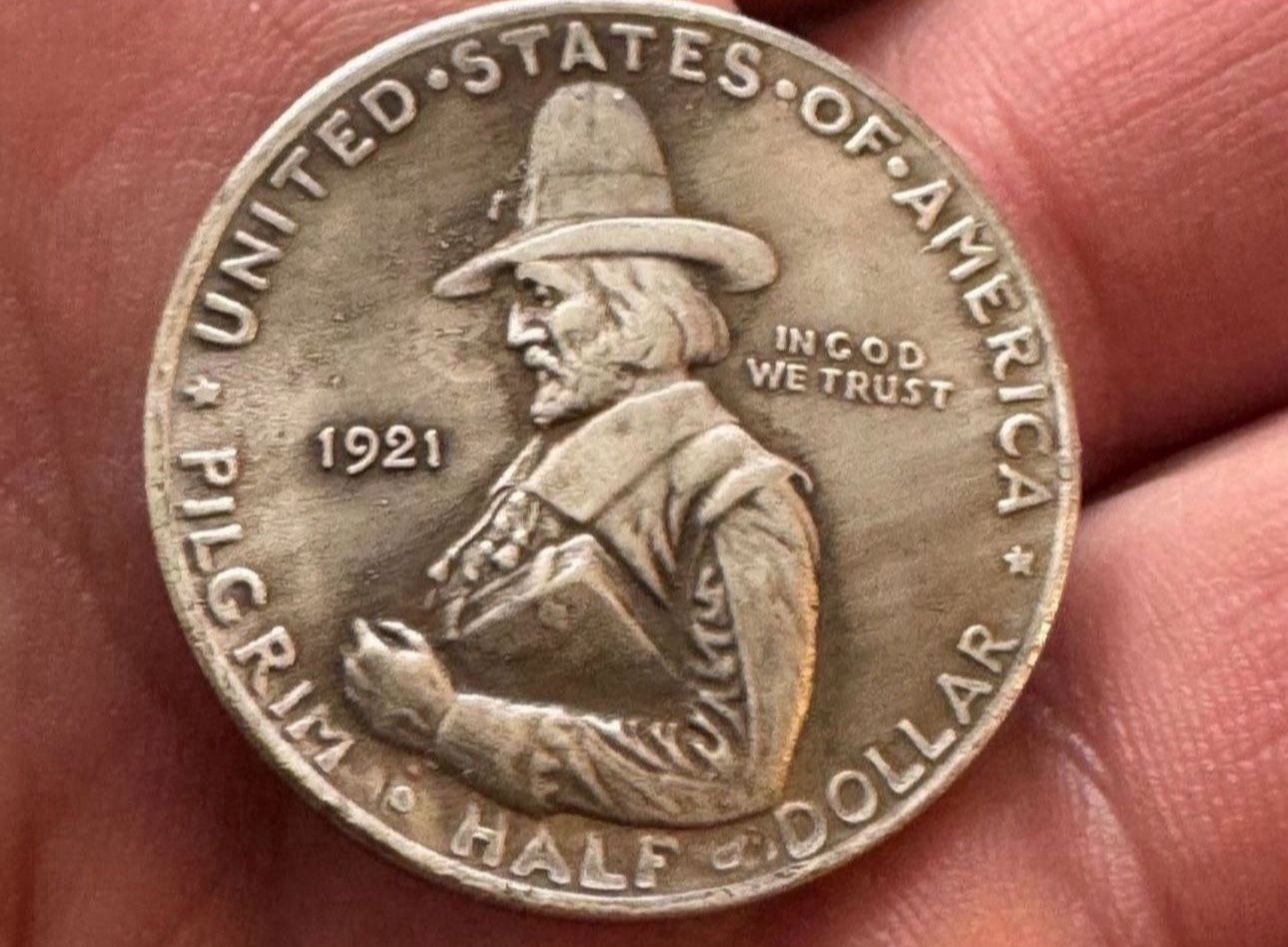 PILGRIM HALF DOLLAR