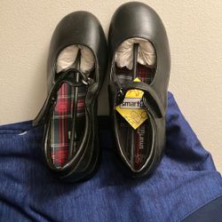 School Girls Size 3 1/2 W Black Dress Shoes Brand New 