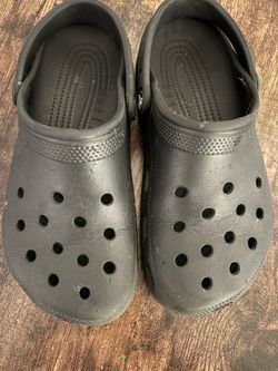 Black Crocs Size W6,M8