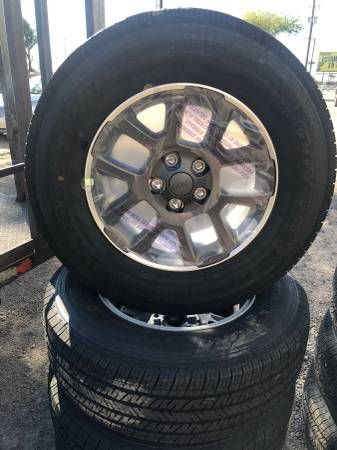 New Dealership Take Off's 255/70R18 Bridgestone Dueler H/T & Jeep Wrangler Rim's