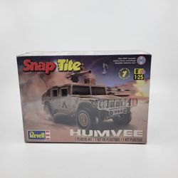 Revell 2012 Snap-Tite Humvee 1:25 Scale Military Model Kit - New, 
sealed. Weight of the package 12oz plus shipping materials.
UPC 08. Distr
