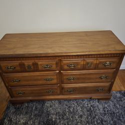 Dresser With Mirror