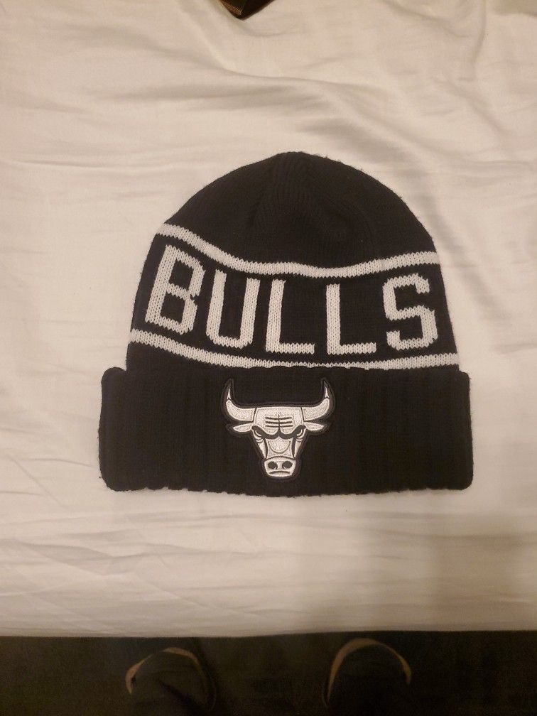 Bulls Winter Hat