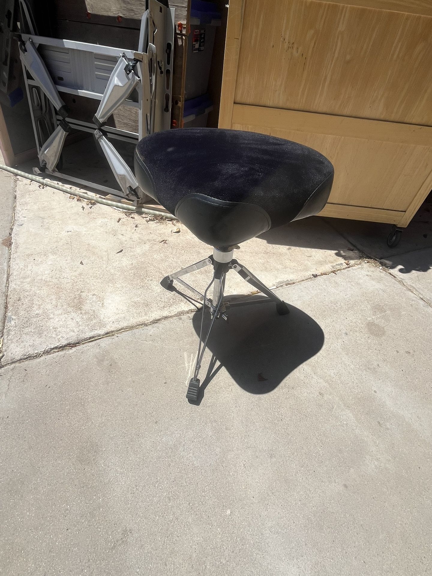 Drum Throne