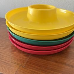 Great Plate Food and Beverage Plate (5 pieces) in Green, red and yellow 