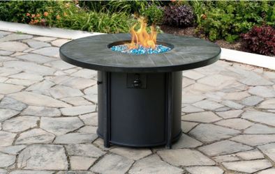 New in box Fire pit propane