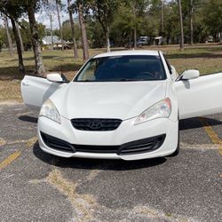 2011 Hyundai Genesis Coupe