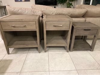 3-Piece Bedroom Furniture Set – Dresser + 2 Nightstands