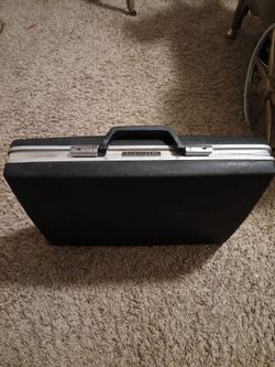Samsonite Slimline Attache Briefcase
