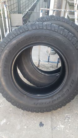 BF Goodrich Mud Tires 255/75 17inch set or 45 each obo