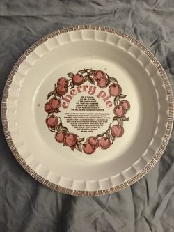 Royal China Co. Cherry Pie Plate