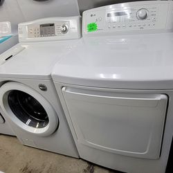 LG Front Loading Washer And Gas Dryer Set 