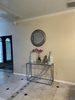 Accent Table 