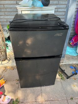 Arctic King Mini Fridge with Freezer