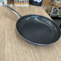 Toxin Free Ceramic Nonstick Metal Utensil Open Frypan/Skillet, 12", New