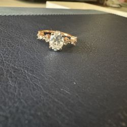 2 1/2 Carat Engagement Ring