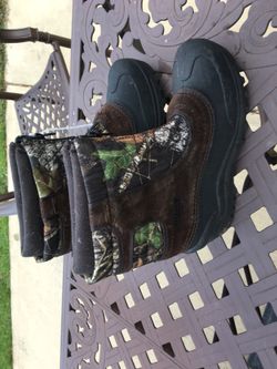 Size 6 kids winter boots