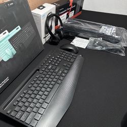 Computer Bundle (Black) - Wireless Keyboard & Mouse, Wired Headphones, & Computer Stand
