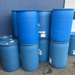 Plastic 55 Gallon Barrels