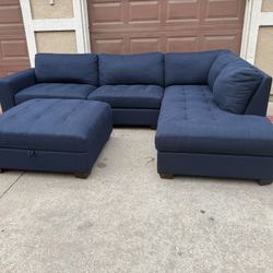 Thomasville Artesia Blue Sectional Couch