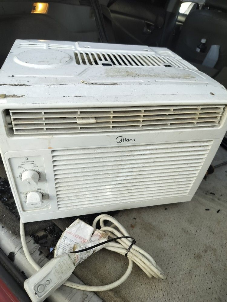AC Air conditioner