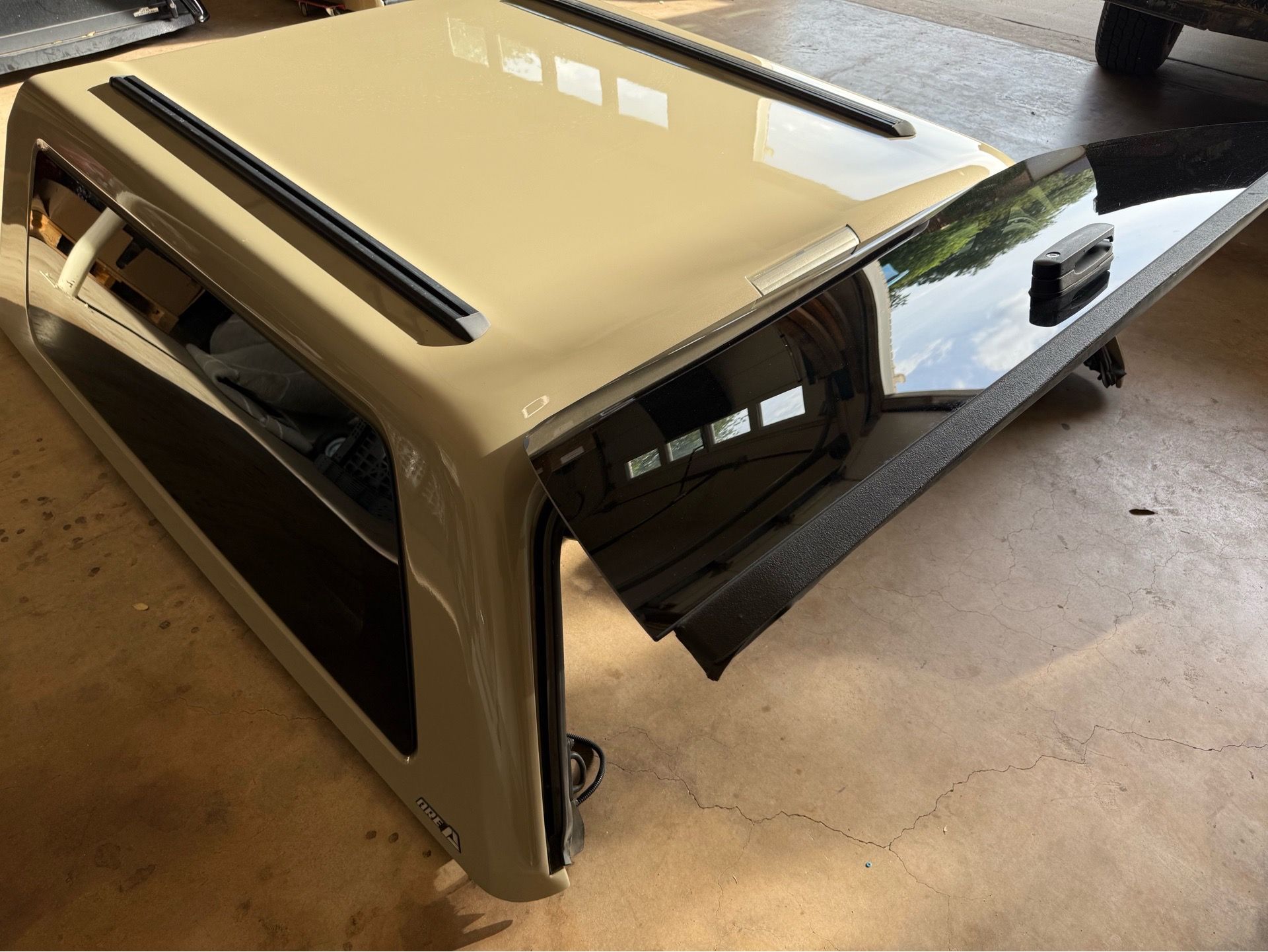 Camper Shell Topper, GMC Sierra 1500, 2021 upwards