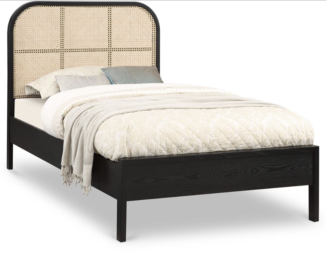 Meridian Furniture SienaBlack