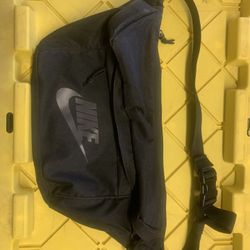 Nike Fanny Pack Large Size 