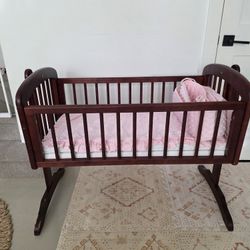 Wooden Rocking Cradle/Bassinet - With Mattress and Crib Liner!!