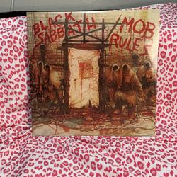 Black Sabbath – Mob Rules Vinyl Record (Black LP) w/ Sleeve – Good Condition