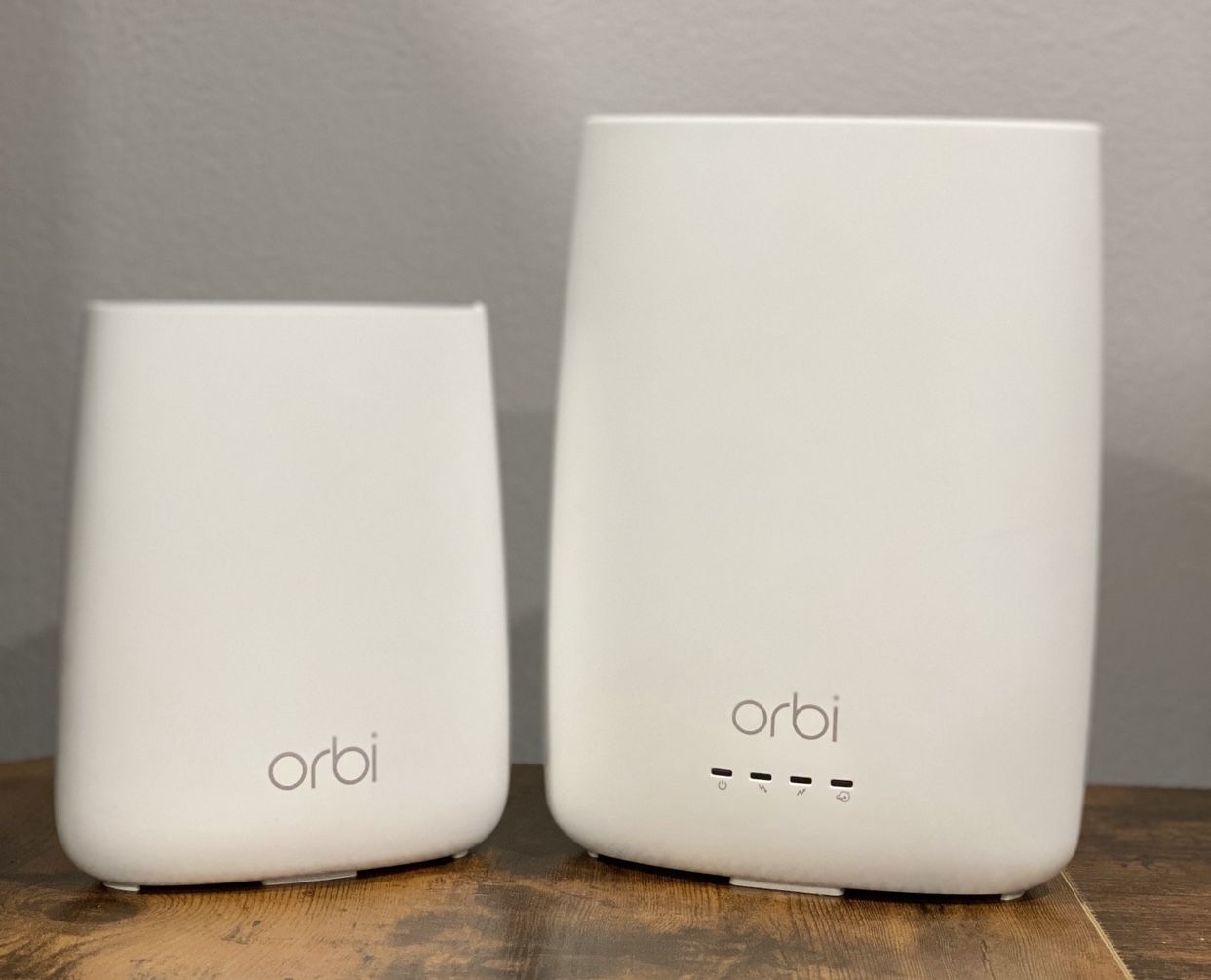 Netgear Orbi CBR40 Cable Modem and Router