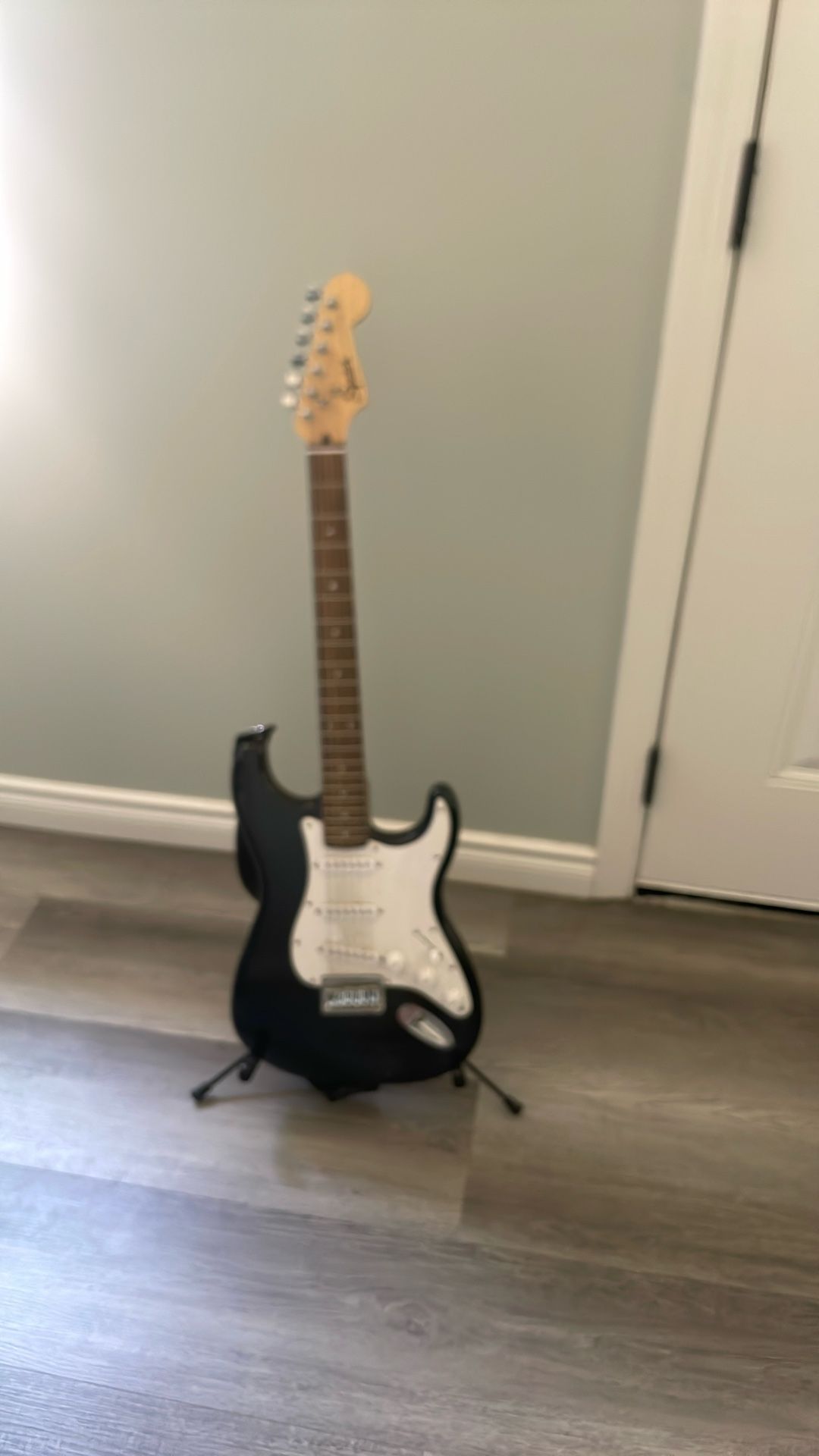 Electric Guitar Squier