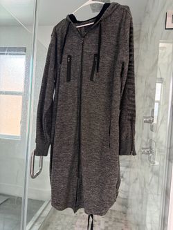 Men’s long style sweatshirt