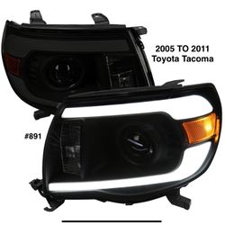 2005 TO 2011 Toyota Tacoma LED Bar Projector Headlights (Smoked Lens)