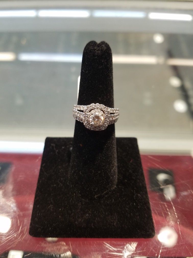 14K Diamond Engagement Ring (Layaway for $180)