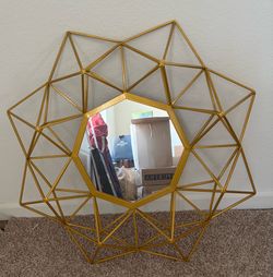 Wall mirror