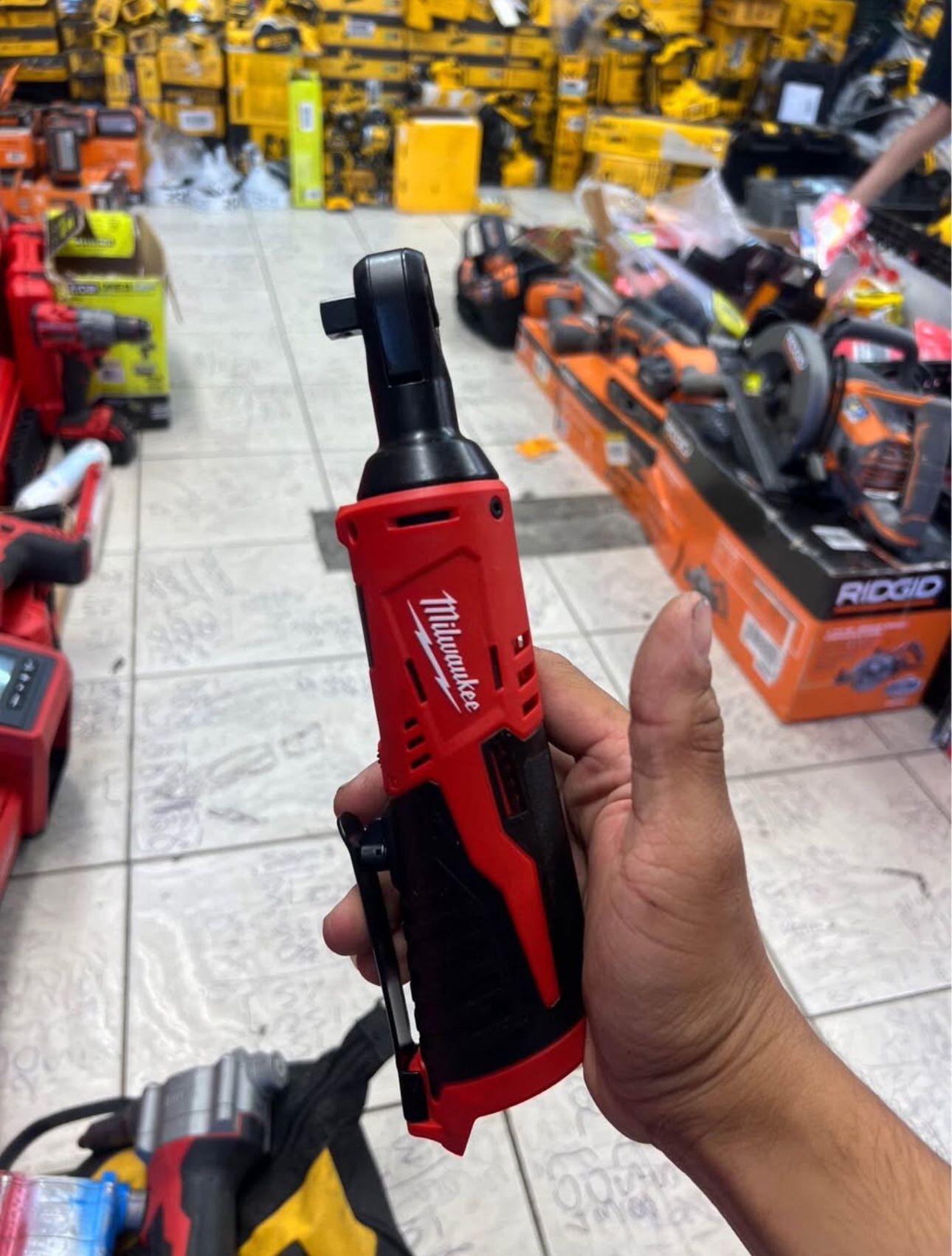 Milwaukee M12 Cordless 3/8 Ratchet Tool Only