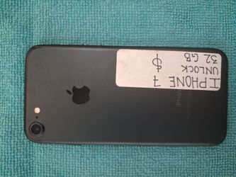 Apple iPhone 7 32GB Unlocked Black