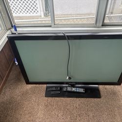 42” TV