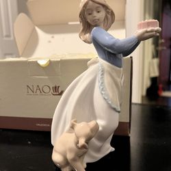 Nao by Lladro Puppy's Birthday Figurine