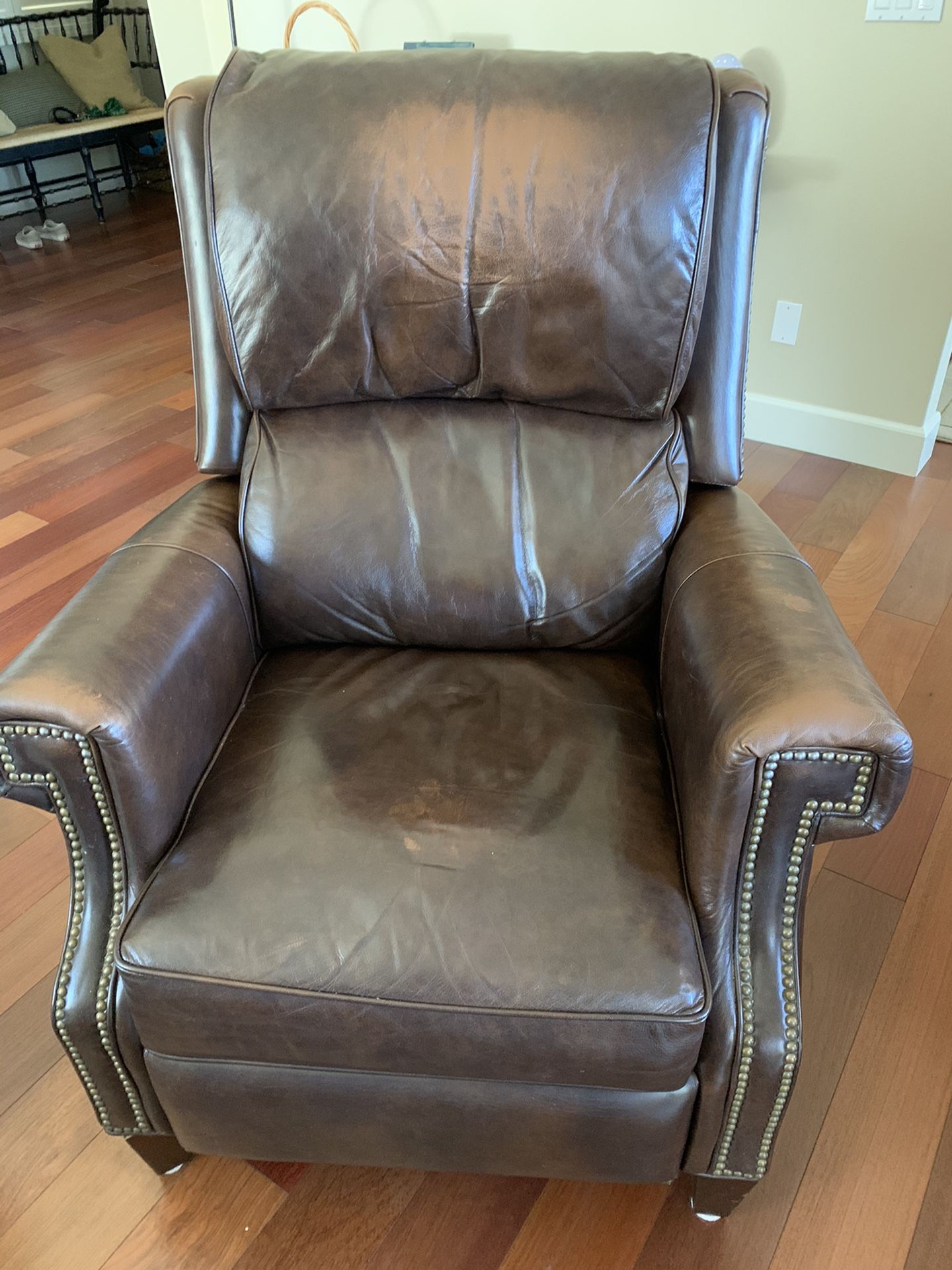 Designer Leather Recliner chairs