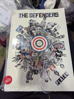 THE DEFENDERS
K POSTER INSIDE
PLATON