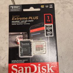 SanDisk - Extreme PLUS 1TB microSDXC