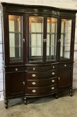 Solid Wood China Hutch
