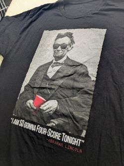 Men's Black Graphic T-Shirt with Abraham Lincoln Print